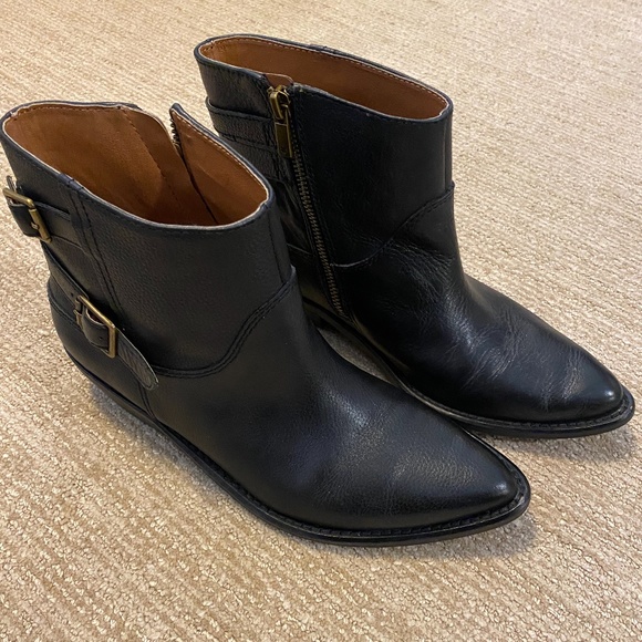 Lucky Brand Women's Caelyn Motorcycle Boot - Picture 7 of 14